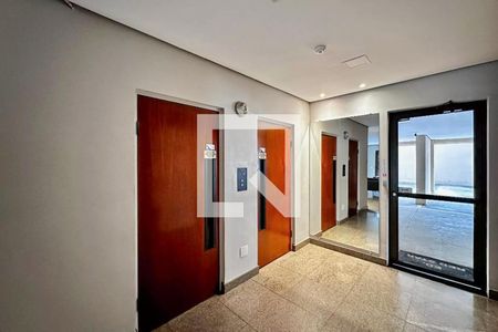 Apartamento à venda com 60m², 1 quarto e 1 vaga Apartamento à venda com 60m², 1 quarto e 1 vagaHall social