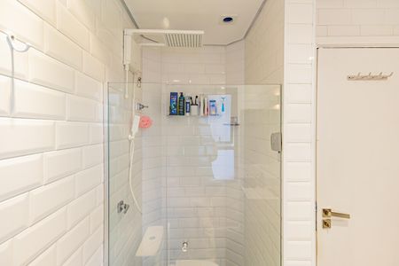 Apartamento à venda com 60m², 1 quarto e 1 vaga Apartamento à venda com 60m², 1 quarto e 1 vagaBanheiro