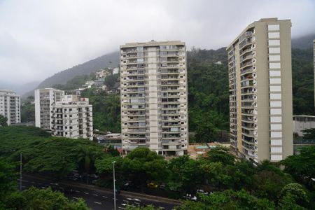 Apartamento à venda com 83m², 2 quartos e 1 vaga