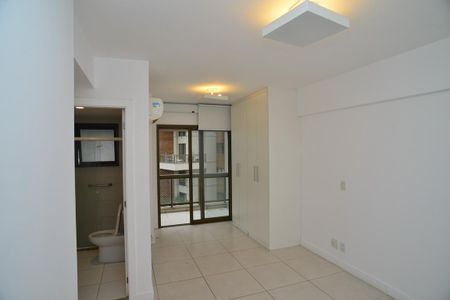 Apartamento à venda com 83m², 2 quartos e 1 vaga