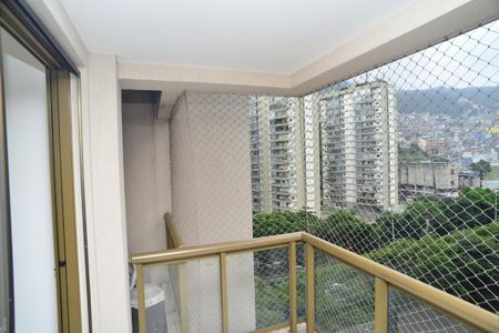 Apartamento à venda com 83m², 2 quartos e 1 vaga
