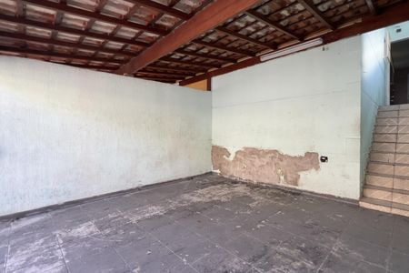 Casa para alugar com 80m², 2 quartos e 2 vagas Casa para alugar com 80m², 2 quartos e 2 vagasGaragem