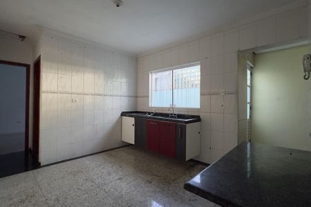 Casa para alugar com 80m², 2 quartos e 2 vagas Casa para alugar com 80m², 2 quartos e 2 vagasCozinha