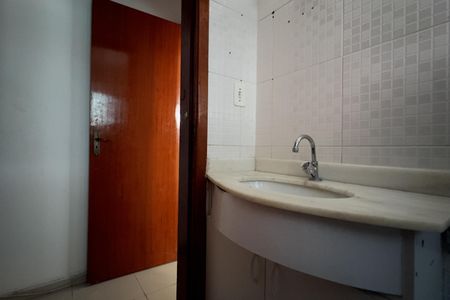Banheiro da Suíte de casa para alugar com 2 quartos, 80m² em Parque Continental, Guarulhos