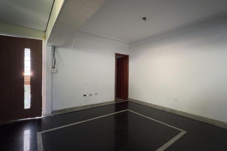 Casa para alugar com 80m², 2 quartos e 2 vagas Casa para alugar com 80m², 2 quartos e 2 vagasSala
