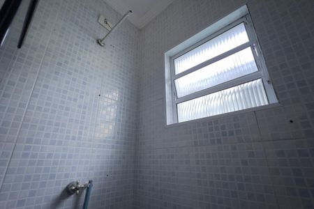 Casa para alugar com 80m², 2 quartos e 2 vagas Casa para alugar com 80m², 2 quartos e 2 vagasBanheiro