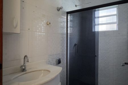 Casa para alugar com 80m², 2 quartos e 2 vagas Casa para alugar com 80m², 2 quartos e 2 vagasBanheiro