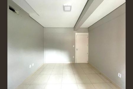 Apartamento à venda com 2 quartos, 84m² em Rincão, Novo Hamburgo