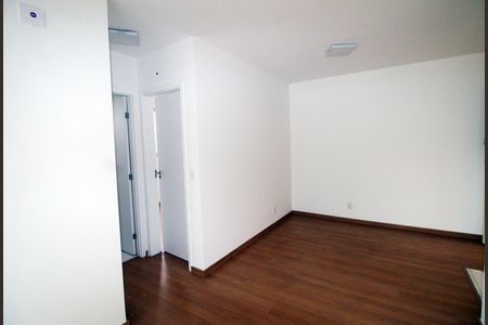 Sala de apartamento à venda com 2 quartos, 50m² em Irajá, Rio de Janeiro