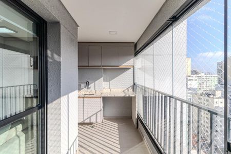 Apartamento à venda com 42m², 1 quarto e 1 vaga Apartamento à venda com 42m², 1 quarto e 1 vagaVaranda