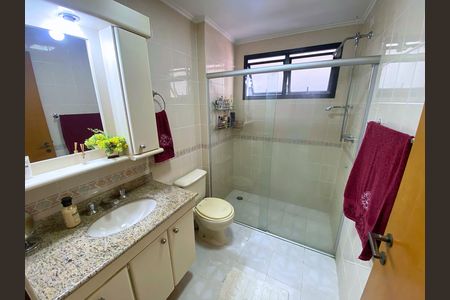 Apartamento à venda com 99m², 3 quartos e 1 vaga Apartamento à venda com 99m², 3 quartos e 1 vagaBanheiro