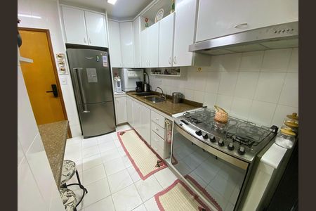 Apartamento à venda com 99m², 3 quartos e 1 vaga Apartamento à venda com 99m², 3 quartos e 1 vagaCozinha