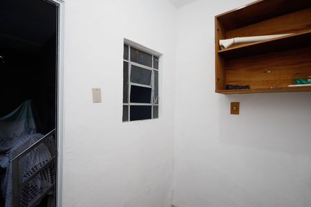 Casa para alugar com 70m², 2 quartos e 1 vaga Casa para alugar com 70m², 2 quartos e 1 vagaDespensa