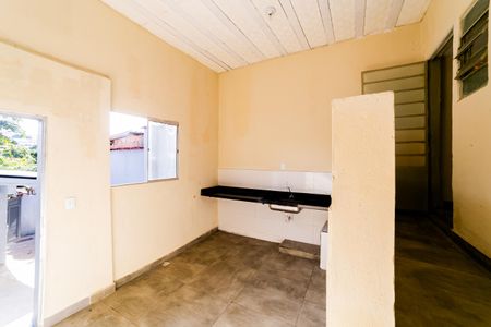 Sala de kitnet/studio para alugar com 1 quarto, 18m² em Esplanada, Belo Horizonte
