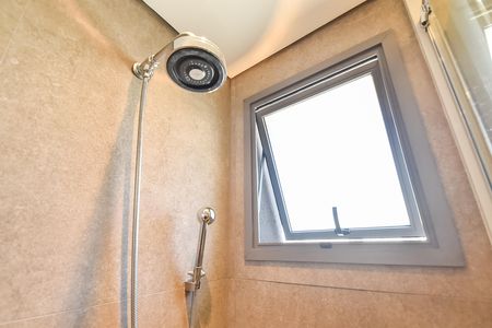 Apartamento à venda com 85m², 2 quartos e 2 vagas Apartamento à venda com 85m², 2 quartos e 2 vagasBanheiro social