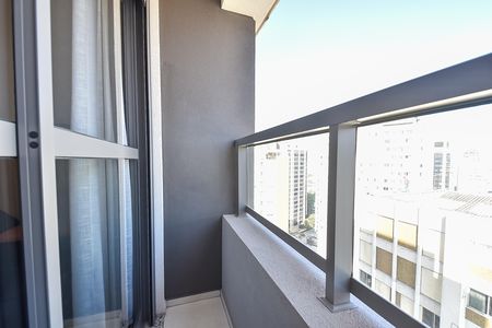 Apartamento à venda com 85m², 2 quartos e 2 vagas Apartamento à venda com 85m², 2 quartos e 2 vagasVaranda da suíte