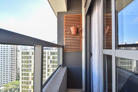 Apartamento à venda com 85m², 2 quartos e 2 vagas Apartamento à venda com 85m², 2 quartos e 2 vagasVaranda da suíte