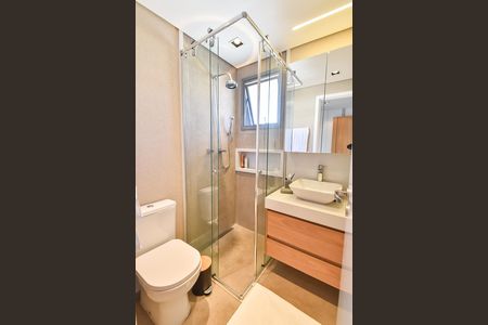 Apartamento à venda com 85m², 2 quartos e 2 vagas Apartamento à venda com 85m², 2 quartos e 2 vagasBanheiro social