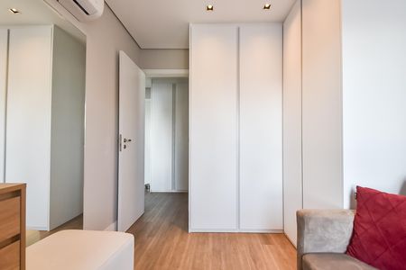 Apartamento à venda com 85m², 2 quartos e 2 vagas Apartamento à venda com 85m², 2 quartos e 2 vagasQuarto