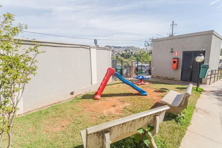 Apartamento para alugar com 47m², 2 quartos e sem vaga Apartamento para alugar com 47m², 2 quartos e sem vagaÁrea comum - Playground