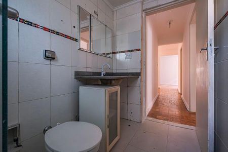 Apartamento para alugar com 71m², 2 quartos e sem vagaBanheiro