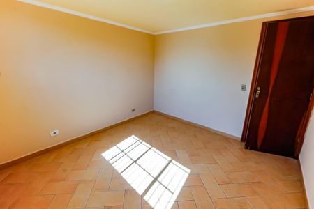 Casa para alugar com 120m², 2 quartos e 1 vagaQuarto