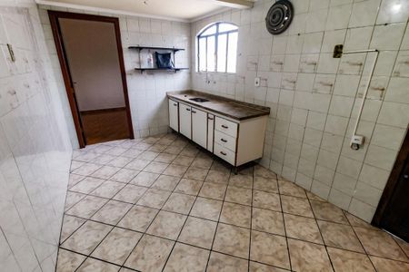 Casa para alugar com 120m², 2 quartos e 1 vagaCozinha