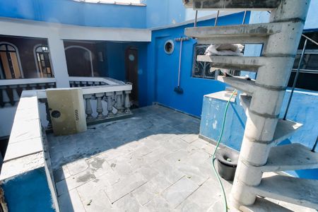 Casa para alugar com 120m², 2 quartos e 1 vagaQuintal