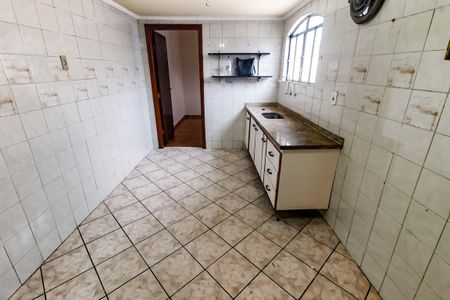 Casa para alugar com 120m², 2 quartos e 1 vagaCozinha