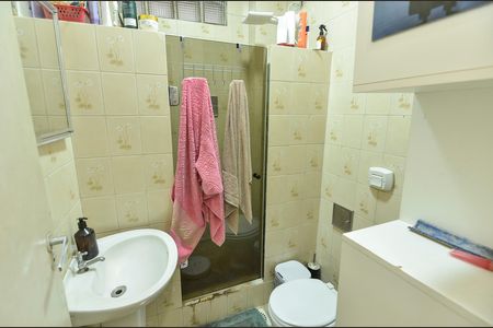 Banheiro de apartamento à venda com 1 quarto, 55m² em Tijuca, Rio de Janeiro