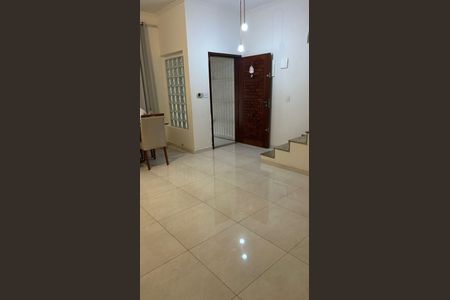 Casa para alugar com 65m², 3 quartos e sem vagaSala