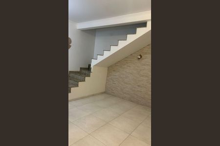 Sala de casa para alugar com 3 quartos, 65m² em Cezar de Souza, Mogi das Cruzes