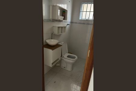 Casa para alugar com 65m², 3 quartos e sem vagaBanheiro