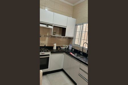 Cozinha de casa para alugar com 3 quartos, 65m² em Cezar de Souza, Mogi das Cruzes