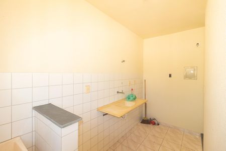 Apartamento para alugar com 45m², 2 quartos e 1 vaga Apartamento para alugar com 45m², 2 quartos e 1 vagaCozinha e Área de Serviço