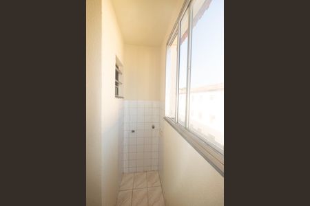 Apartamento para alugar com 45m², 2 quartos e 1 vaga Apartamento para alugar com 45m², 2 quartos e 1 vagaCozinha e Área de Serviço