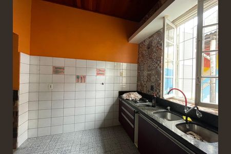 Casa para alugar com 174m², 3 quartos e sem vaga