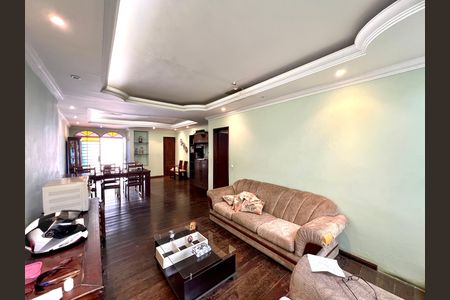 Casa à venda com 791m², 5 quartos e 5 vagas