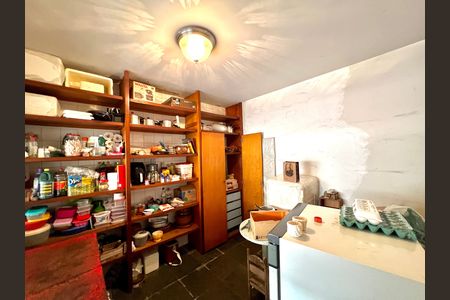 Casa à venda com 791m², 5 quartos e 5 vagas