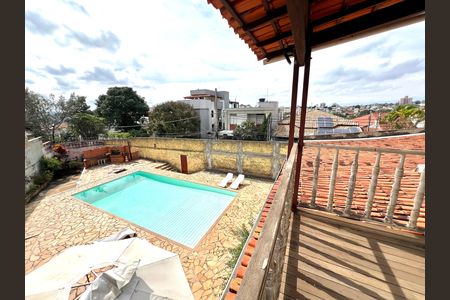 Casa à venda com 791m², 5 quartos e 5 vagas