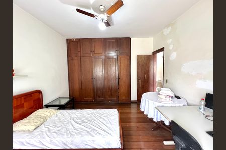 Casa à venda com 791m², 5 quartos e 5 vagas