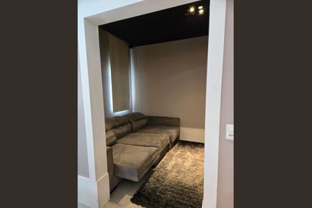 Sala de casa para alugar com 4 quartos, 245m² em City Bussocaba, Osasco