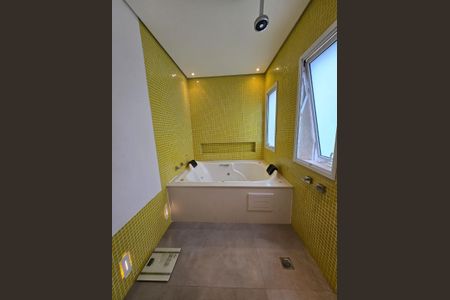 Casa para alugar com 245m², 4 quartos e sem vaga Casa para alugar com 245m², 4 quartos e sem vagaBanheiro