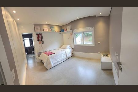 Casa para alugar com 245m², 4 quartos e sem vaga Casa para alugar com 245m², 4 quartos e sem vagaQuarto
