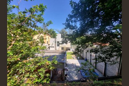 Casa para alugar com 245m², 4 quartos e sem vaga Casa para alugar com 245m², 4 quartos e sem vagaÁrea Externa