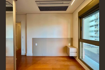 Apartamento para alugar com 156m², 3 quartos e 3 vagas Apartamento para alugar com 156m², 3 quartos e 3 vagasSuíte 3