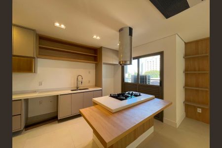 Apartamento para alugar com 156m², 3 quartos e 3 vagas Apartamento para alugar com 156m², 3 quartos e 3 vagasCozinha