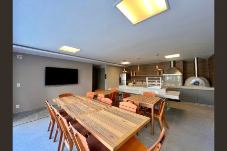 Apartamento para alugar com 156m², 3 quartos e 3 vagas Apartamento para alugar com 156m², 3 quartos e 3 vagasÁrea comum - Churrasqueira