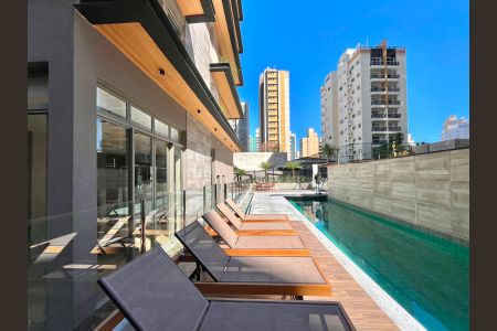 Área comum  Piscina de apartamento para alugar com 3 quartos, 156m² em Cambuí, Campinas