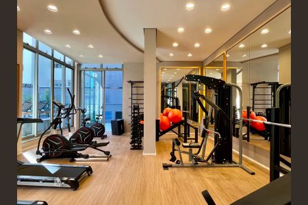 Apartamento para alugar com 156m², 3 quartos e 3 vagas Apartamento para alugar com 156m², 3 quartos e 3 vagasÁrea comum - Academia